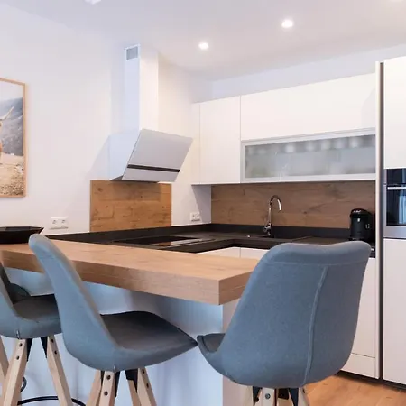 Mh Living - 5 - Scandinavian Living Dream In Center Daire